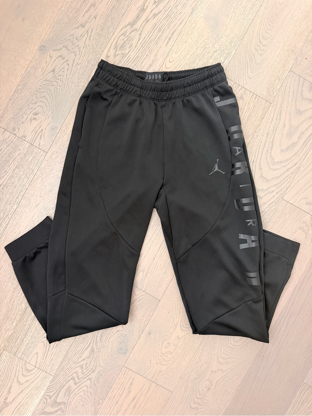 Jordan Air Men’s Jogger Pants Size M Black Gray Jumpman Logo Athletic Training